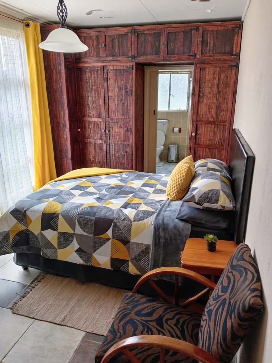 7 Bedroom Property for Sale in Memel Free State